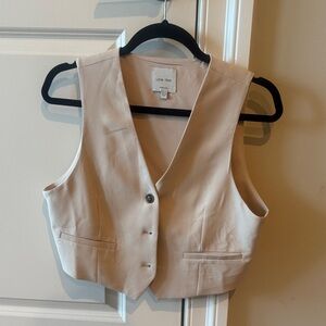 Love Tree Tan Vest Medium